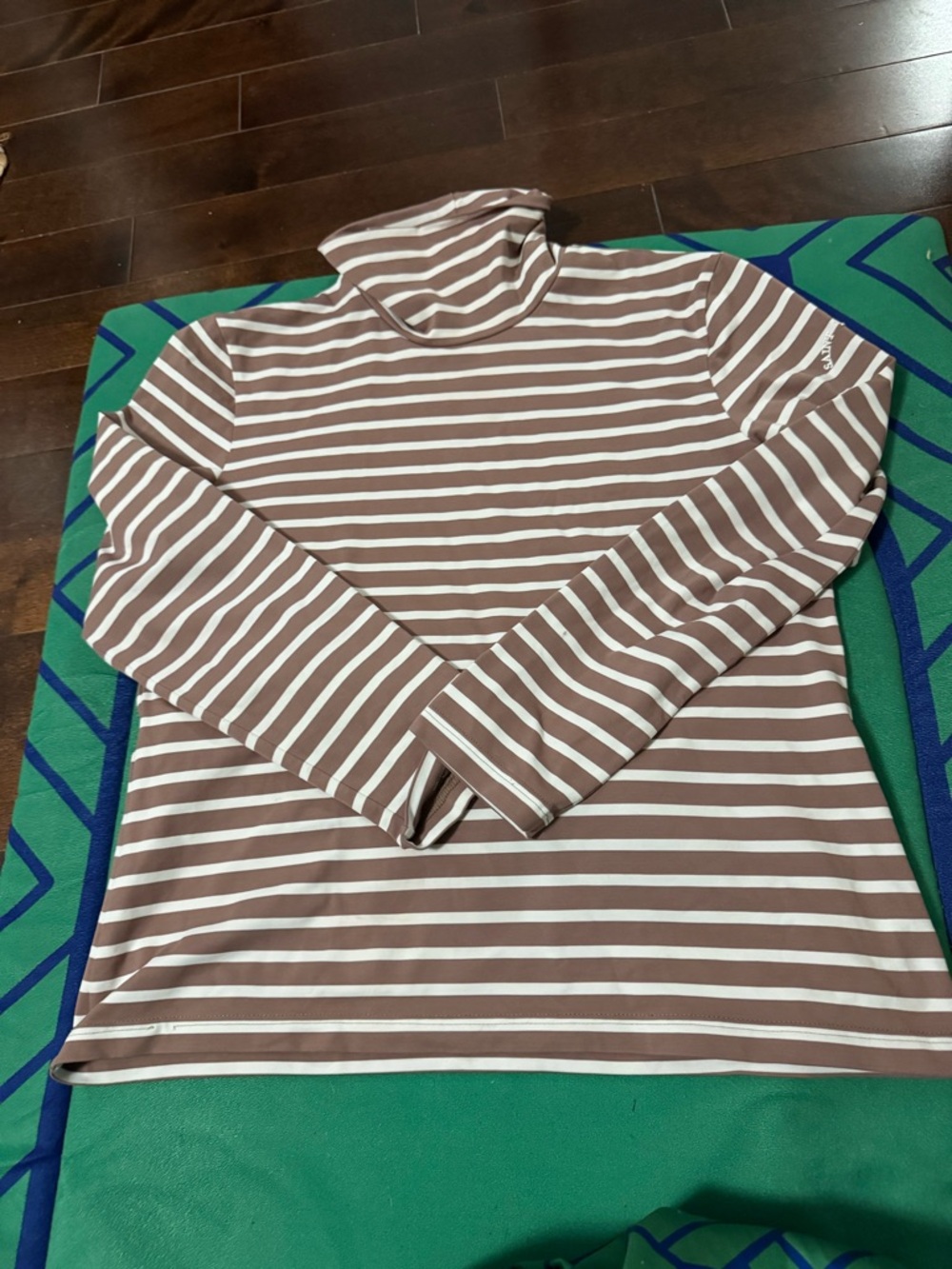 EUC SAINT JAMES Striped Brown and White Turtleneck Long Sleeve Top